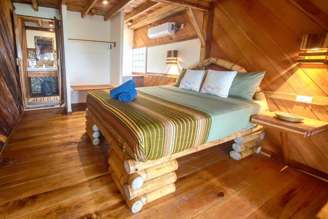 Vistamar Guest House Аямпе Екстериор снимка
